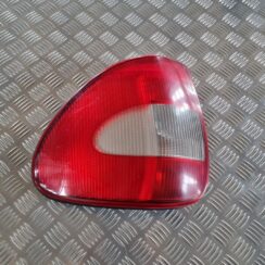 Aizmugurējais labais lukturis priekš CHRYSLER VOYAGER 2006