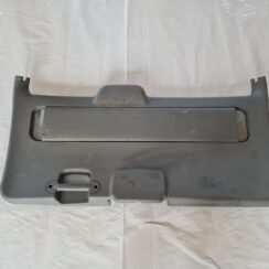 Bagāžnieka vāka liela apdare priekš CHRYSLER VOYAGER 2006