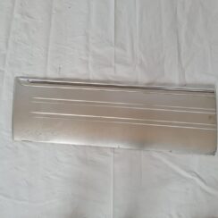 Priekšējo kreiso durvju moldings priekš CHRYSLER VOYAGER 2006