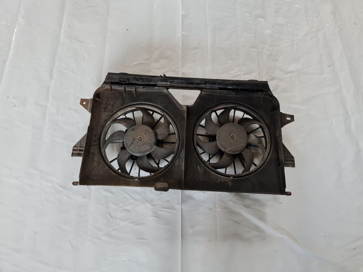 Dzesēšanas radiatora ventilators priekš CHRYSLER VOYAGER 2006