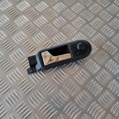 Salona durvju rokturis, priekšējais kreisais priekš VW GOLF IV 1999