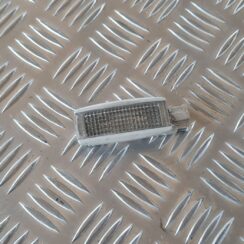 Saules aizsarga apgaismojums priekš VW GOLF IV 1999