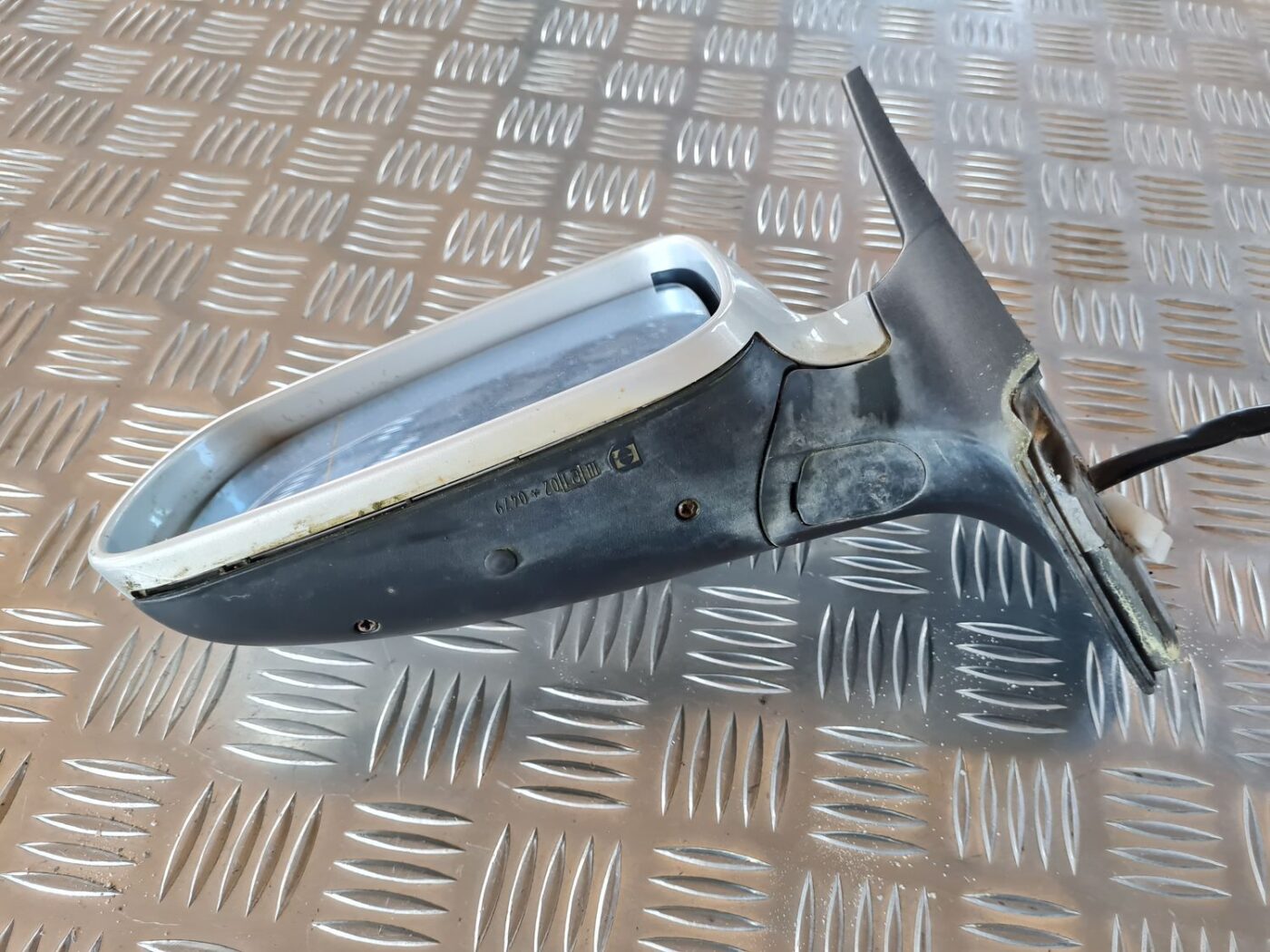 Ārējais spogulis, pa kreisi priekš VW GOLF IV 1999 5 Ārējais spogulis, pa kreisi priekš VW GOLF IV 1999