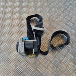 Priekšējā kreisā drošības josta priekš VW GOLF IV 1999