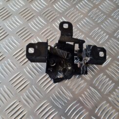 Pārsega slēdzene priekš VW GOLF IV 1999