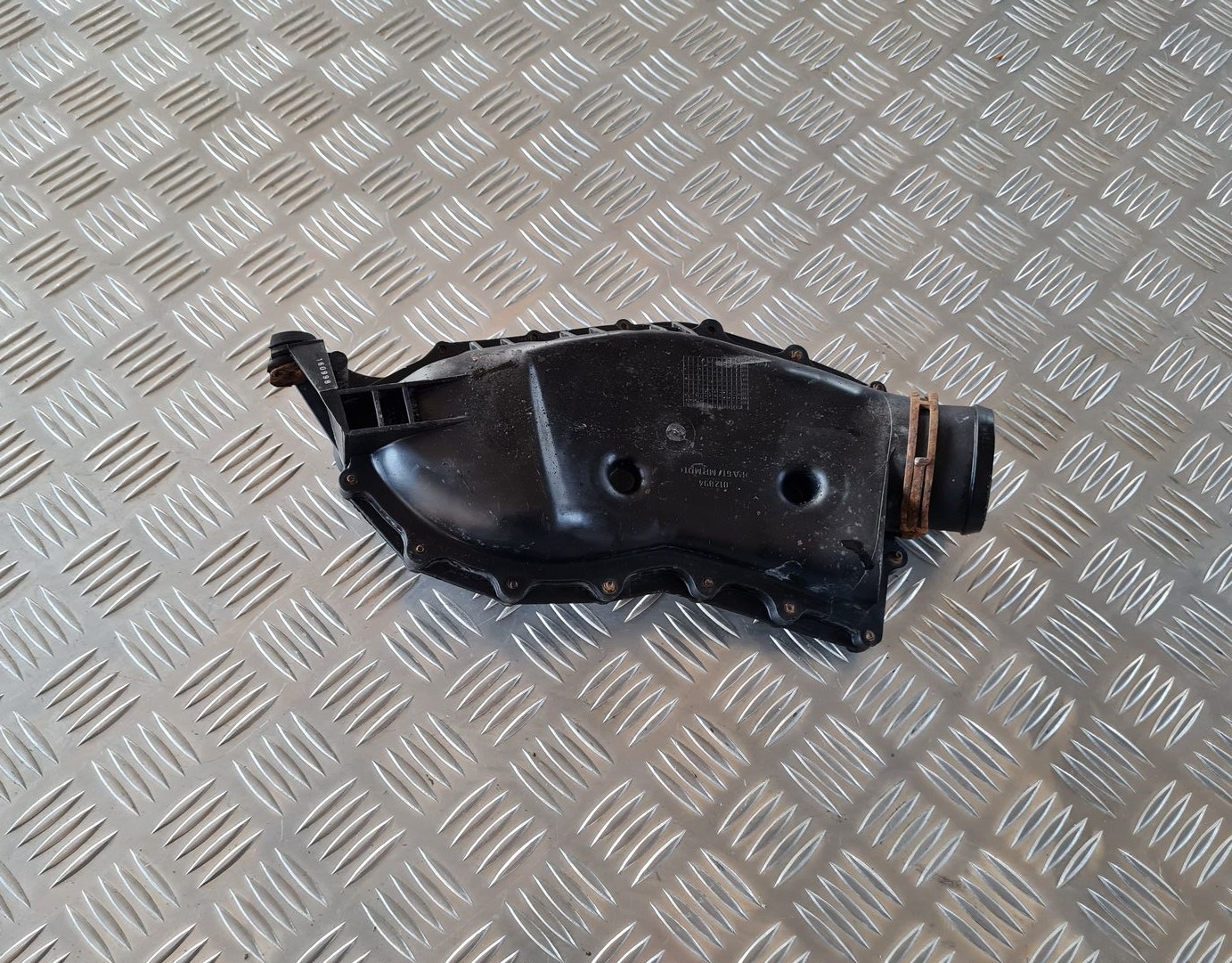 Interkulera caurule priekš VW GOLF IV 1999