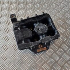 Akumulatora pamatnes kronšteins priekš VW GOLF IV 1999