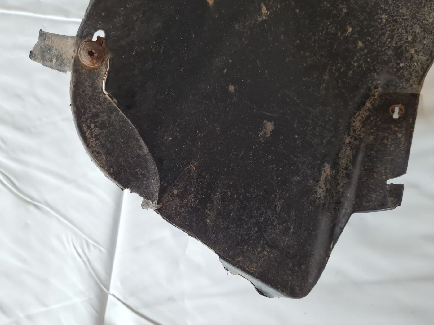 Priekšējais kreisais paspārns priekš VW GOLF IV 1999 2 Priekšējais kreisais paspārns priekš VW GOLF IV 1999