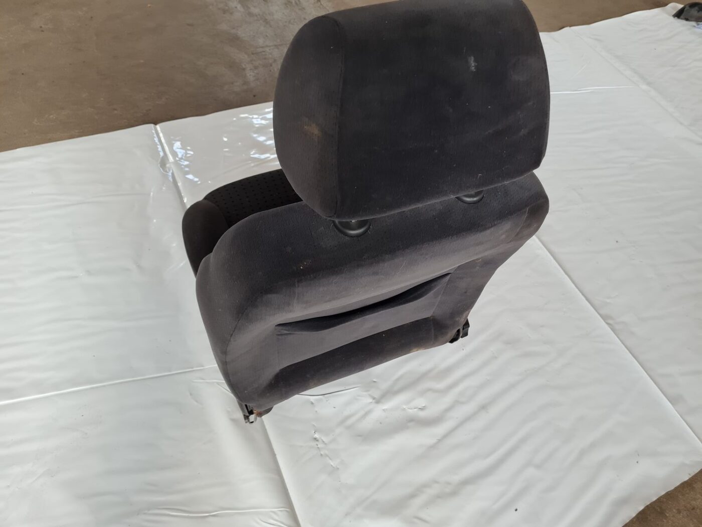 Priekšējais labais sēdeklis priekš VW GOLF IV 1999