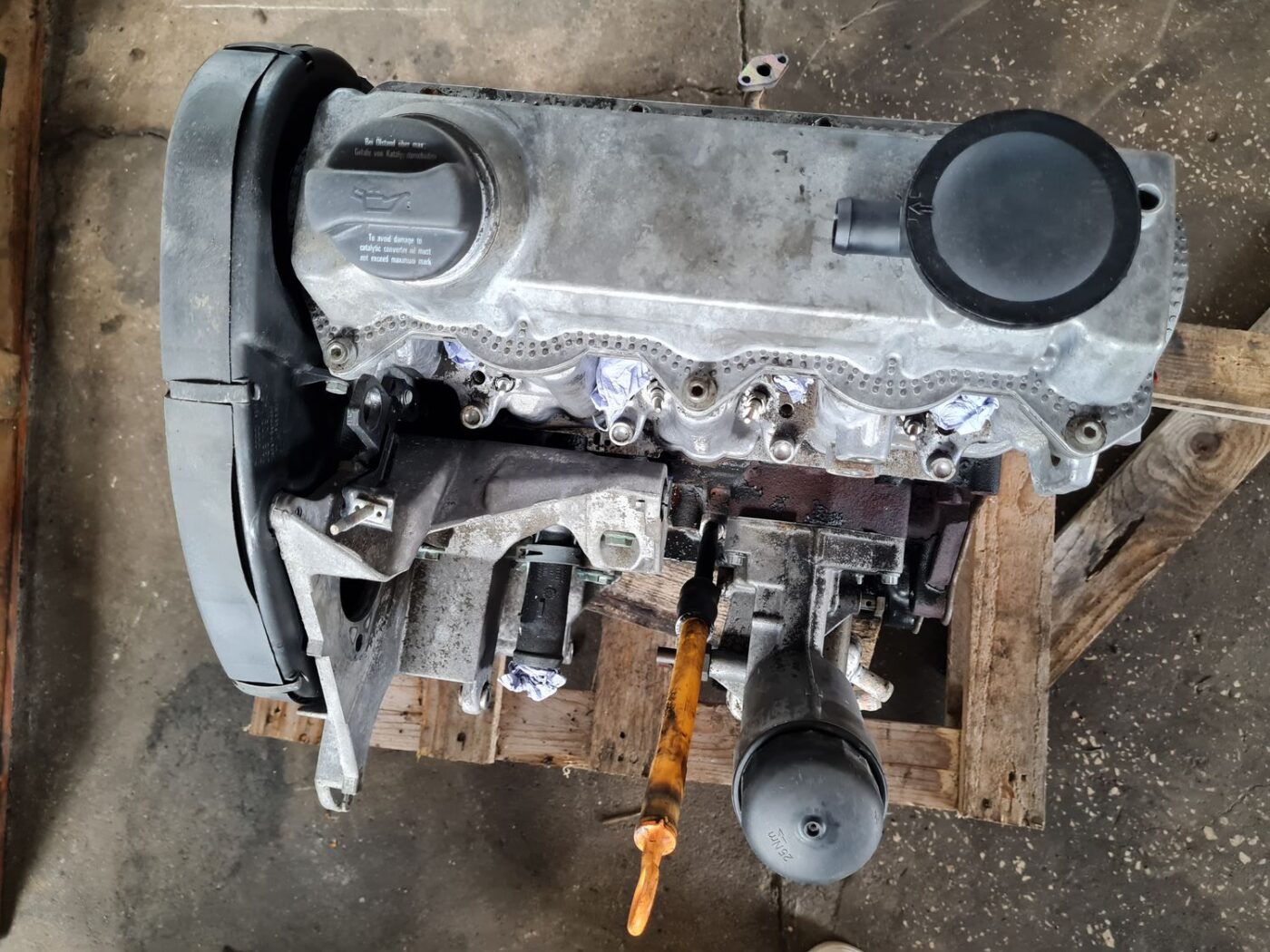 Dzinējs priekš VW GOLF IV 1999 2 Dzinējs priekš VW GOLF IV 1999