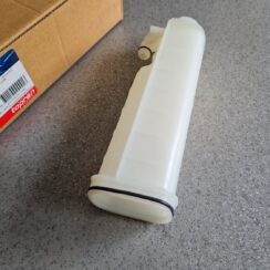 Dzesēšanas šķidruma tvertne priekš