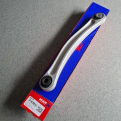 Aizmugures piekares svira priekš