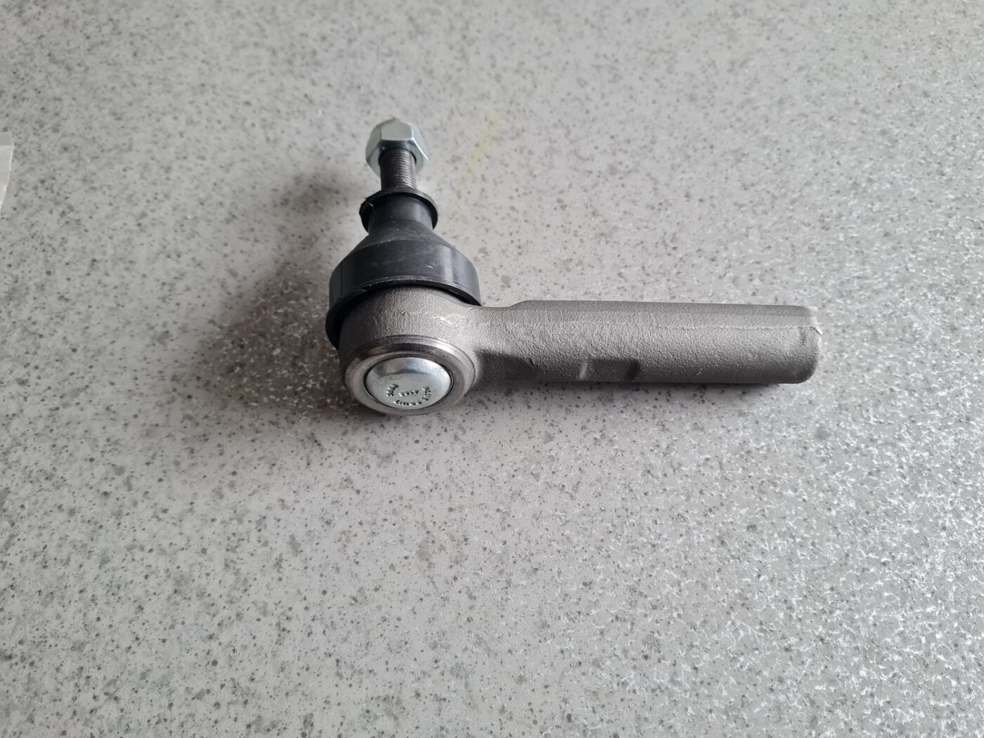 Stūres mehānisma uzgalis priekš