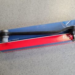 Aizmugures piekares svira priekš