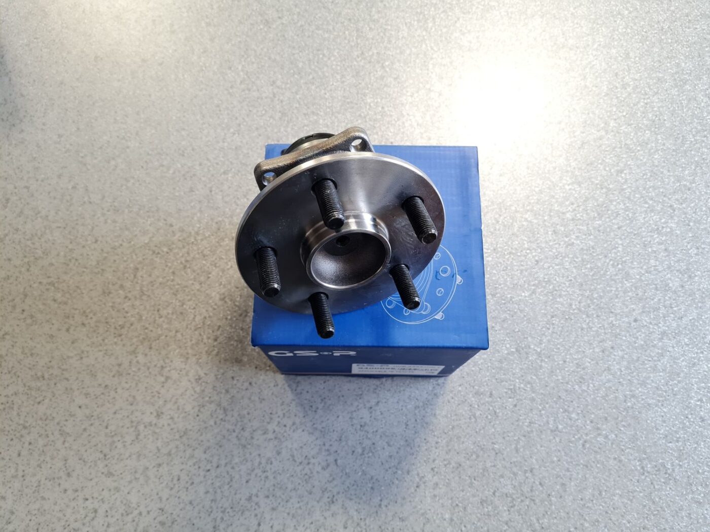 Riteņa rumbas gultnis priekš 2 Riteņa rumbas gultnis priekš