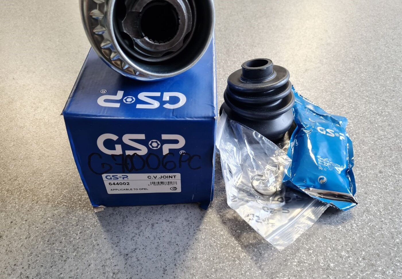 Iekšējais pusases šarnīrs priekš 2 Iekšējais pusases šarnīrs priekš