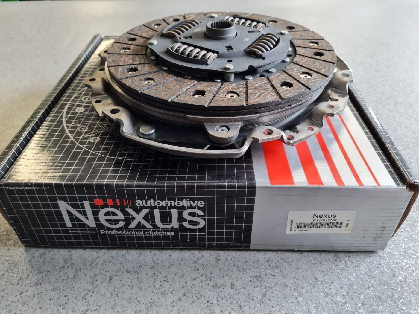 Sajūga komplekts priekš NEW AND USED CAR SPARE PARTS 3 Sajūga komplekts priekš NEW AND USED CAR SPARE PARTS