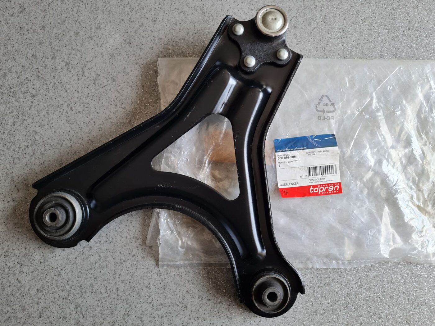 Priekšējas piekares svira priekš