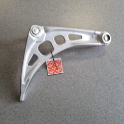 Priekšējas piekares svira priekš