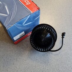 Salona ventilators priekš NEW AND USED CAR SPARE PARTS