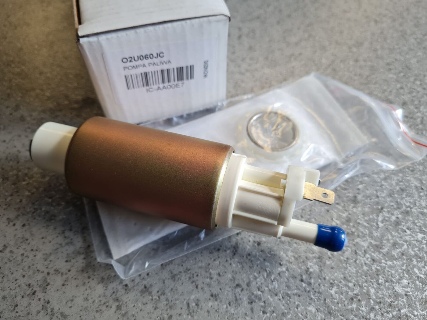 Degvielas tvertnes sūknis priekš