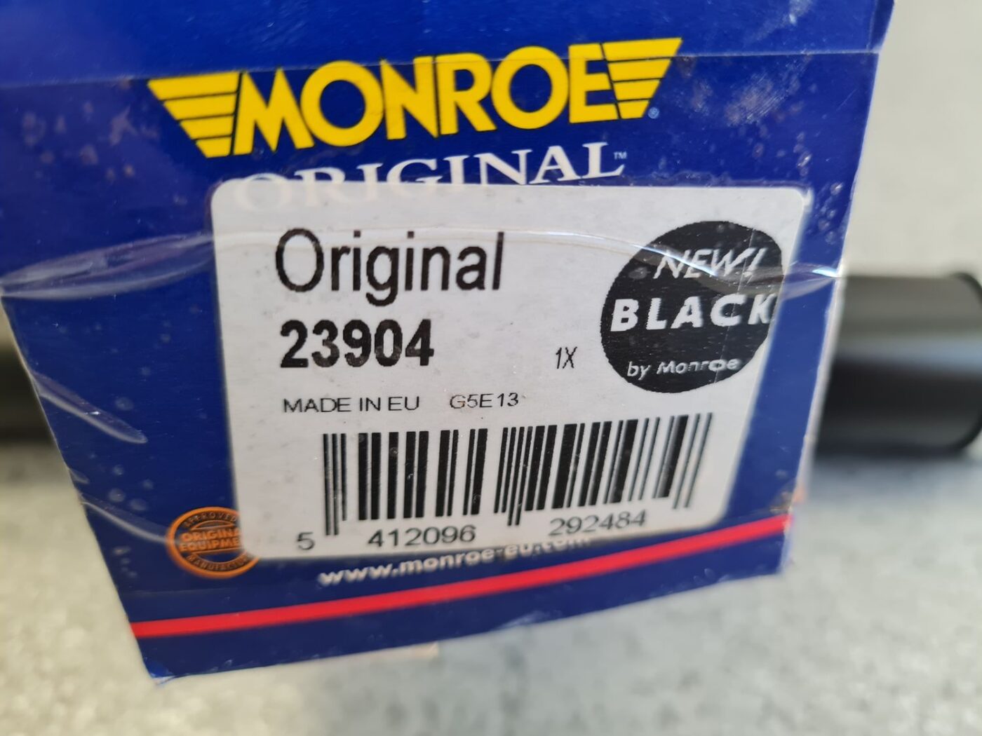 Aizmugurējais amortizators priekš