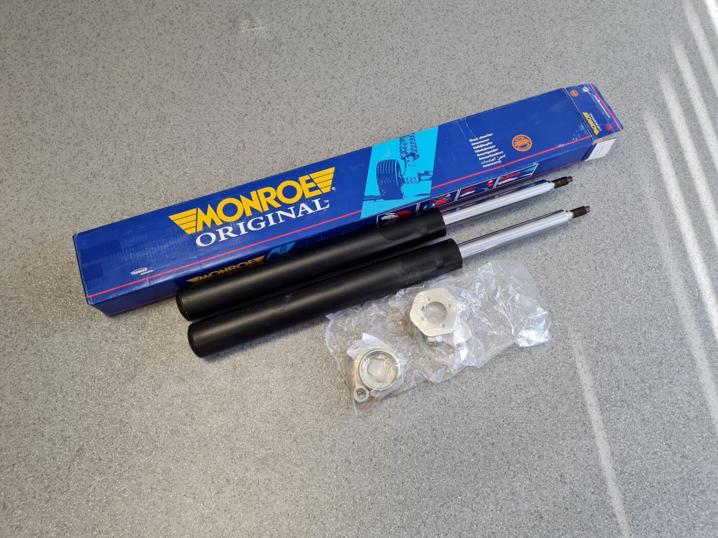 Priekšējais amortizators priekš 1 Priekšējais amortizators priekš