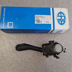 Pagrieziena rādītāju slēdzis priekš