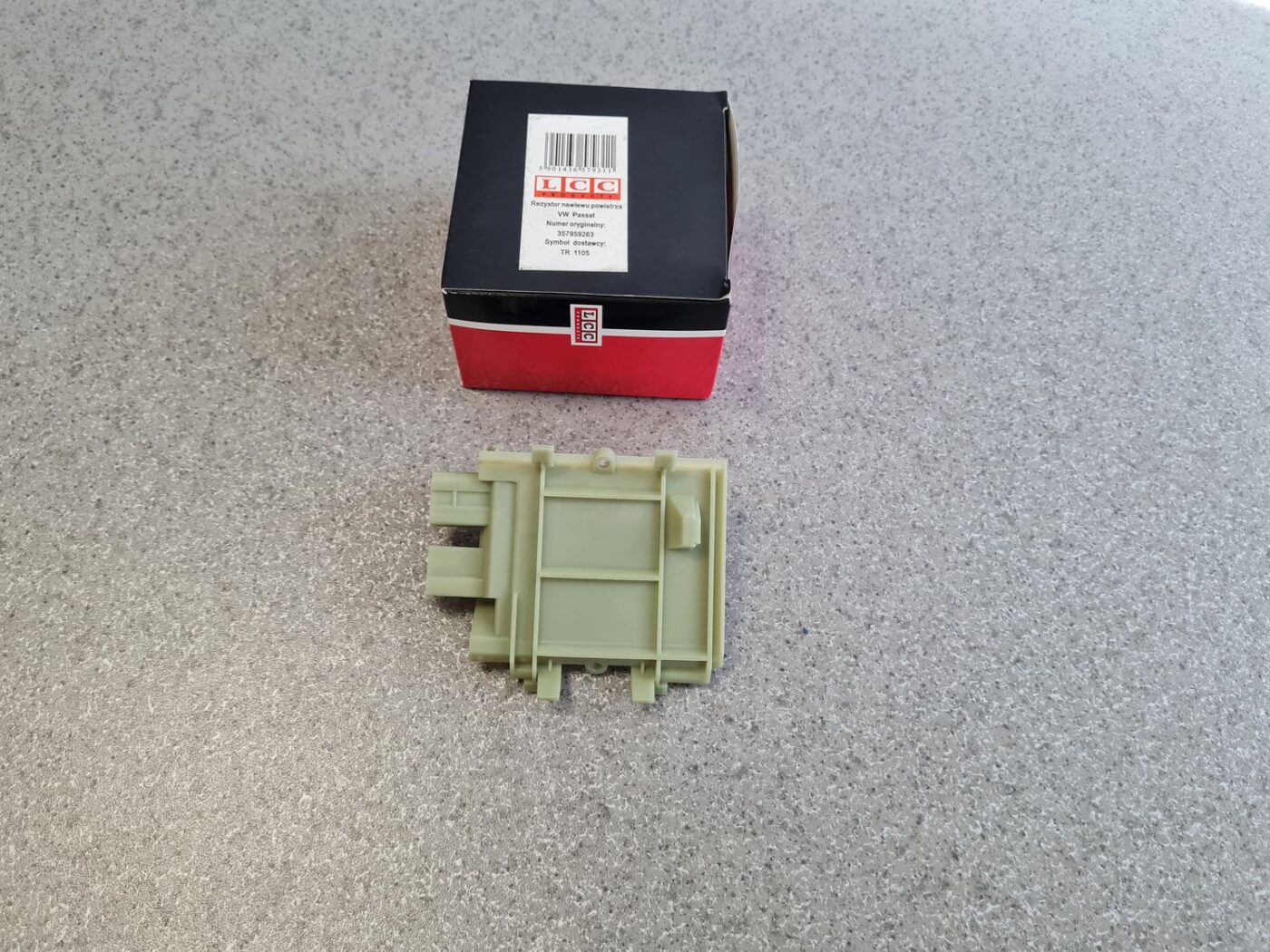 Salona ventilatora rezistors priekš 2 Salona ventilatora rezistors priekš