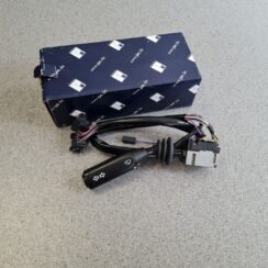 Stūres daudzfunkcionālais slēdzis priekš NEW AND USED CAR SPARE PARTS