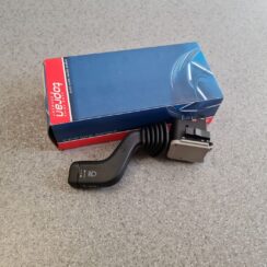 Pagrieziena rādītāju slēdzis priekš