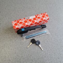 Priekšējāis labais durvju rokturis priekš NEW AND USED CAR SPARE PARTS