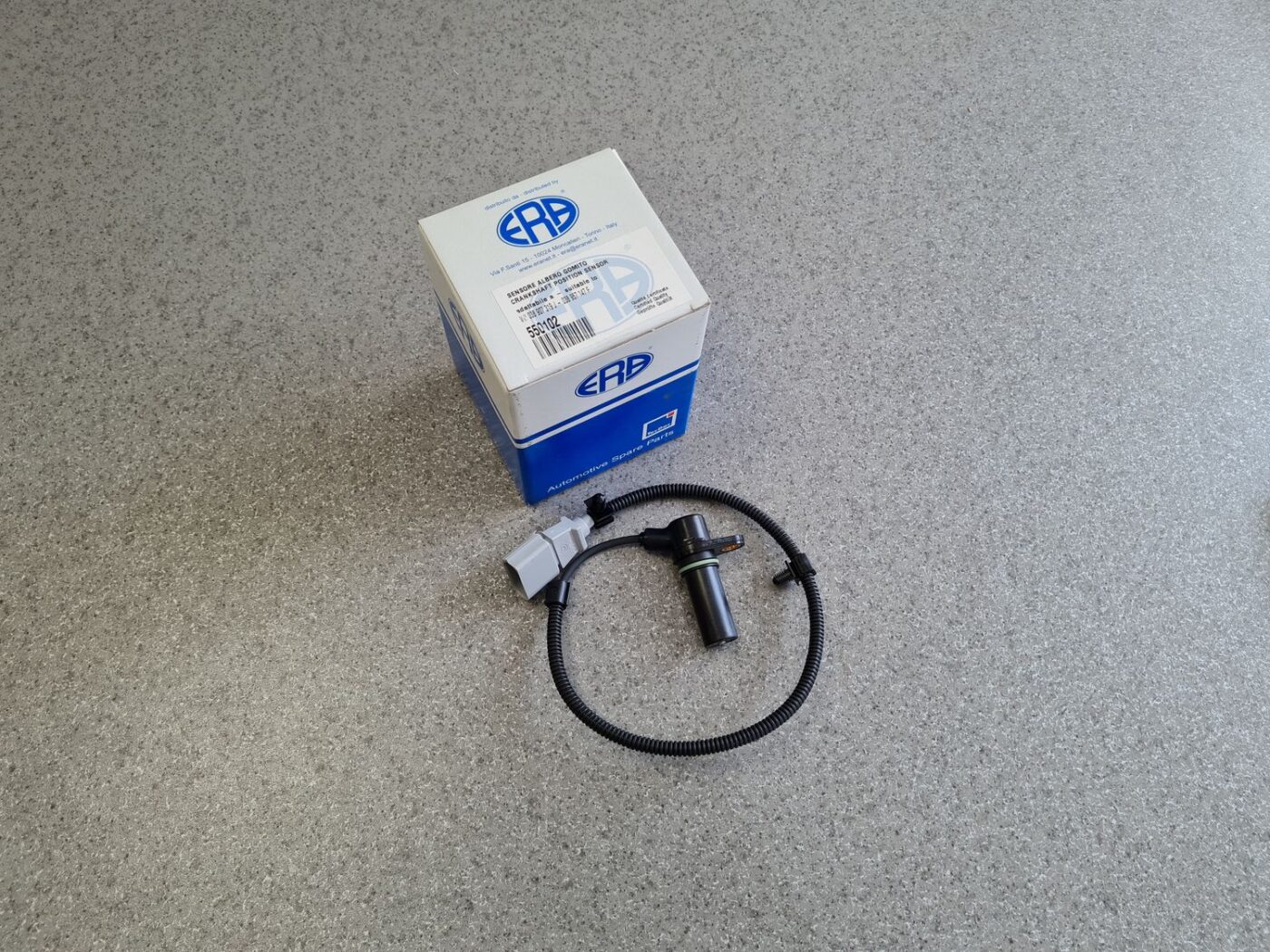 Kloķvārpstas devējs priekš