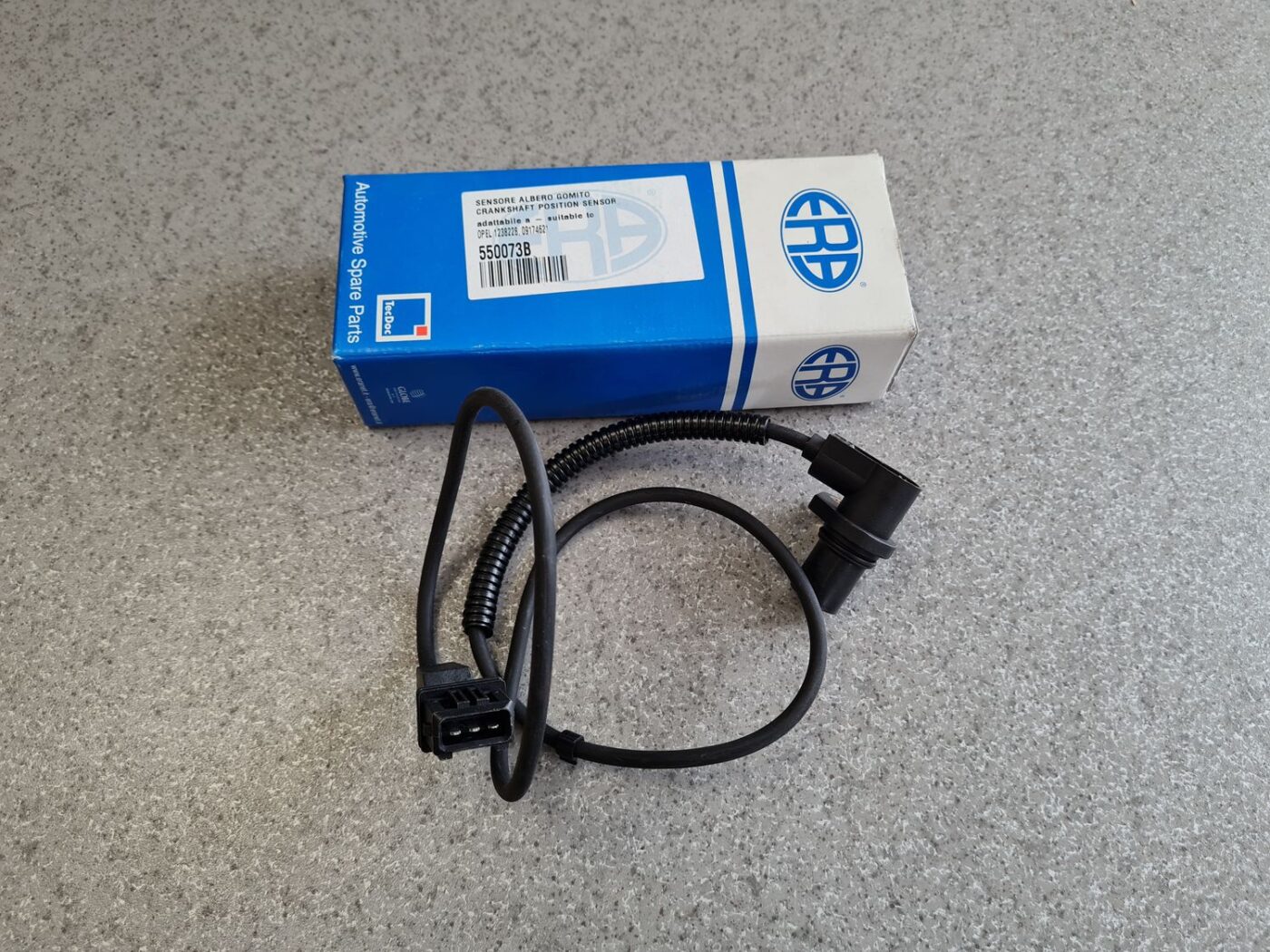 Kloķvārpstas devējs priekš