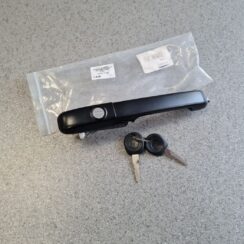 Priekšējāis labais durvju rokturis priekš NEW AND USED CAR SPARE PARTS