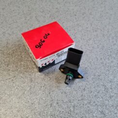 Ieplūdes kolektora spiediena devējs priekš