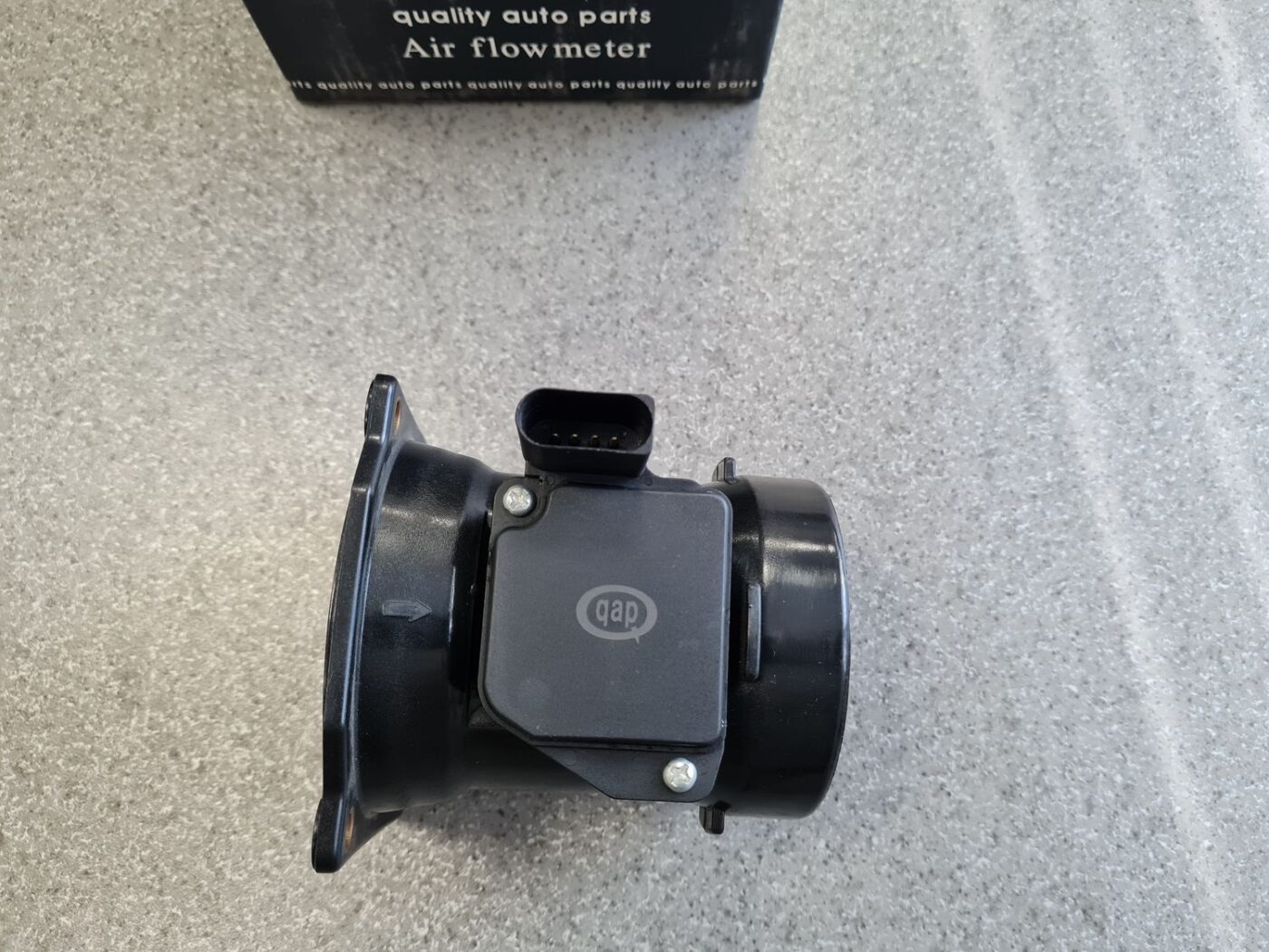 Gaisa plūsmas mērītājs priekš 4 Gaisa plūsmas mērītājs priekš