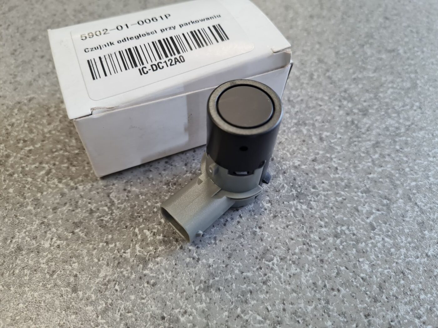 Parkošanās devējs priekš 2 Parkošanās devējs priekš