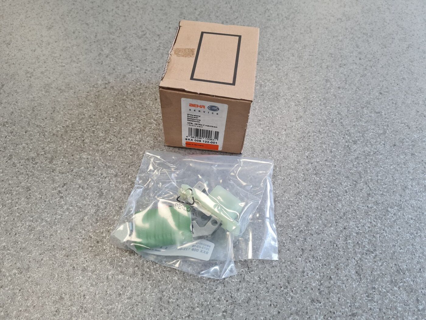 Salona ventilatora rezistors priekš 1 Salona ventilatora rezistors priekš