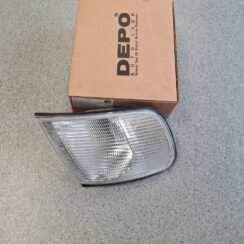 Pagrieziena signala lukturis priekš