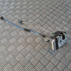 Priekšējo kreiso durvju slēdzene priekš SAAB 9-5 1999