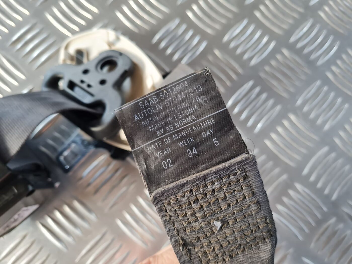 Aizmugurējā labā drošības josta priekš SAAB 9-5 1999 3 Aizmugurējā labā drošības josta priekš SAAB 9-5 1999