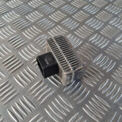 Kvēlsveču releja priekš SAAB 9-5 1999