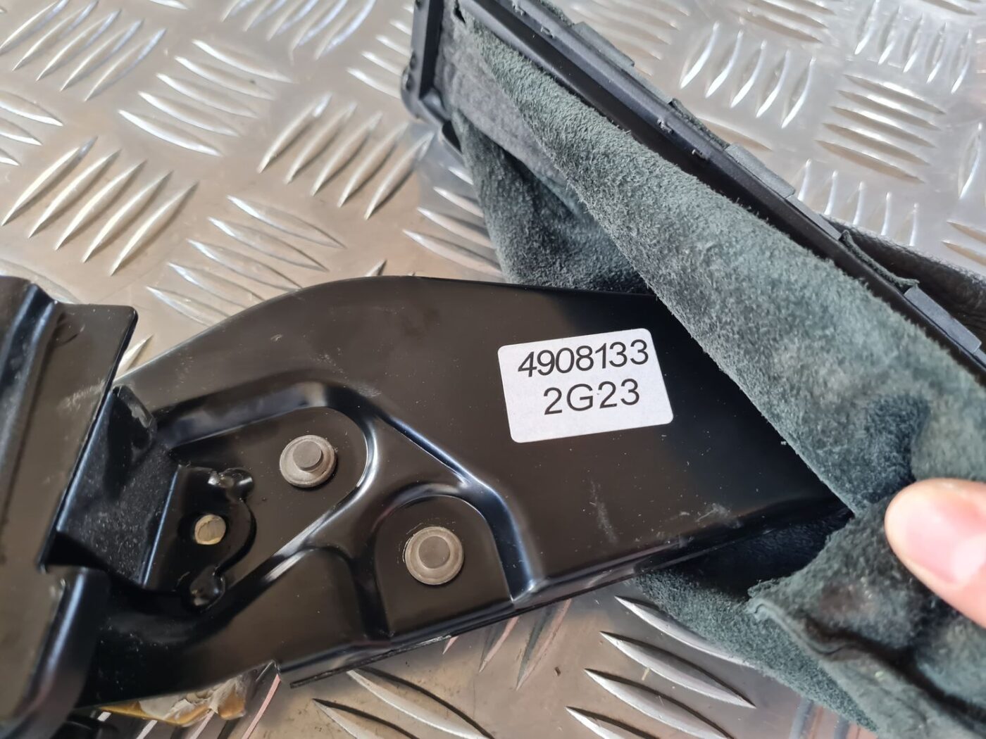 Stāvbremzes svira priekš SAAB 9-5 1999