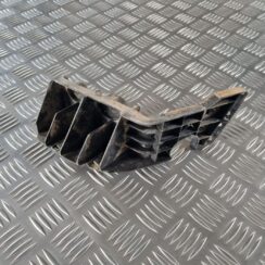 Aizmugurēja bufera kronšteins priekš SAAB 9-5 1999