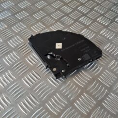 Krūzes turētājs priekš SAAB 9-5 1999