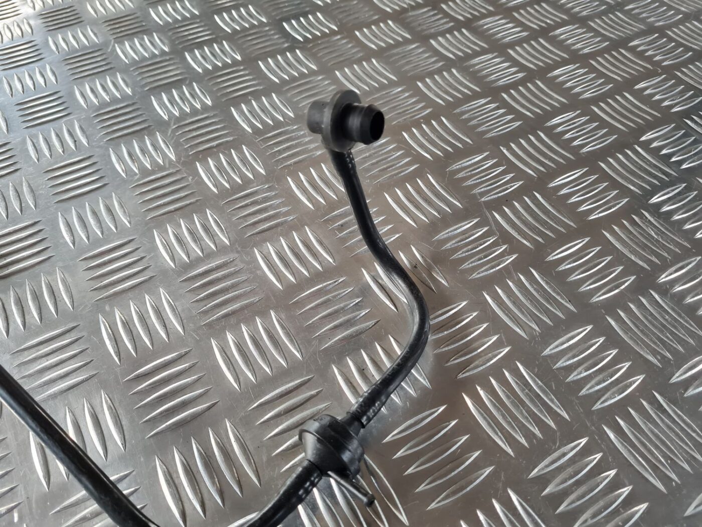 Vakuum sūkņa caurule priekš SAAB 9-5 1999