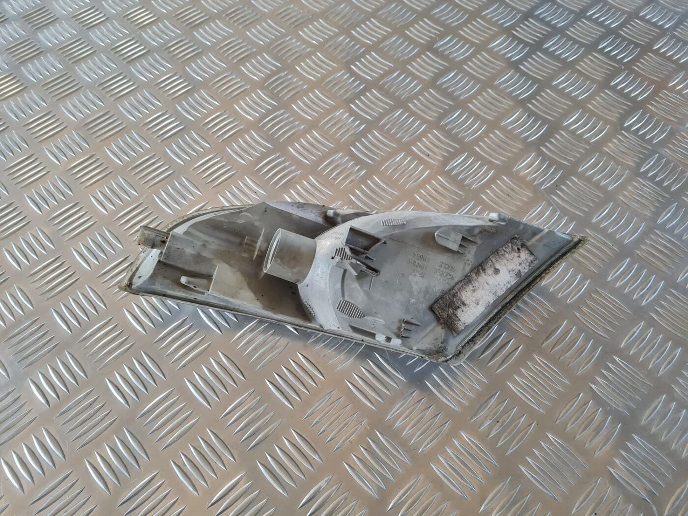 Pagrieziena signala lukturis priekš SAAB 9-5 1999