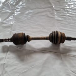 Pusass priekšējā kreisā priekš SAAB 9-5 1999