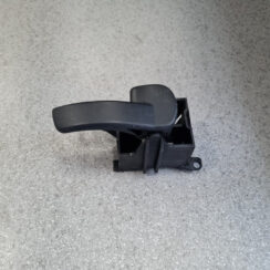 Salona durvju rokturis, priekšējais labais priekš NISSAN PATHFINDER 2006